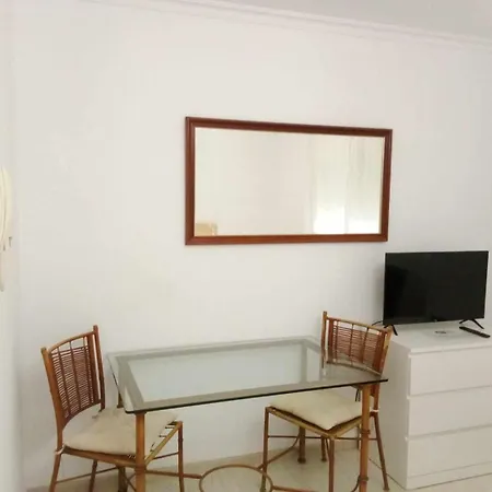 Coqueto Estudio En Calle Vela Apartment